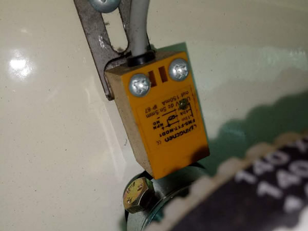 电感式接近黄瓜黄色视频